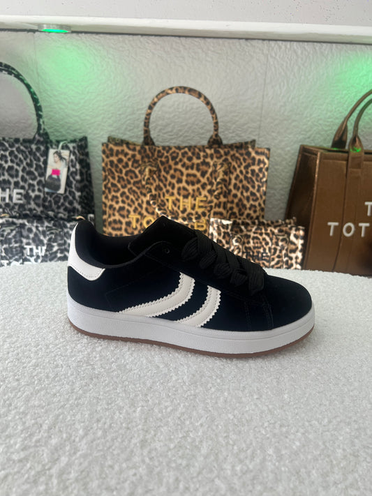 Basket noir et blanche